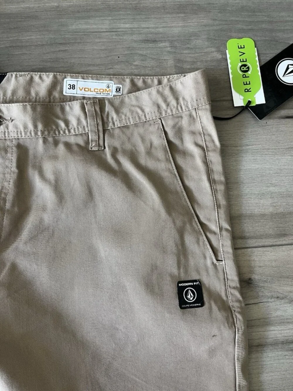 Volcom new tags